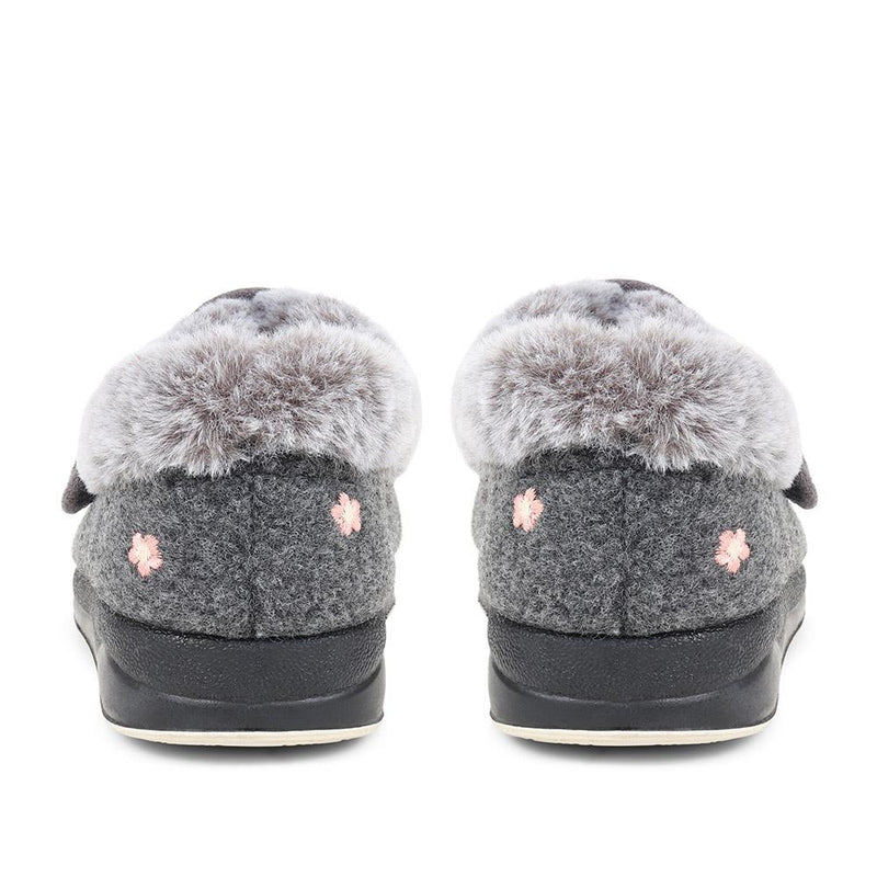 Extra Wide Fit Faux Fur Flower Slippers - LISBET / 324 143