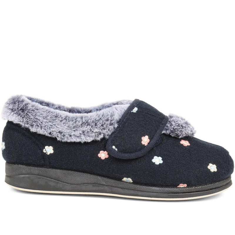 Extra Wide Fit Faux Fur Flower Slippers - LISBET / 324 143